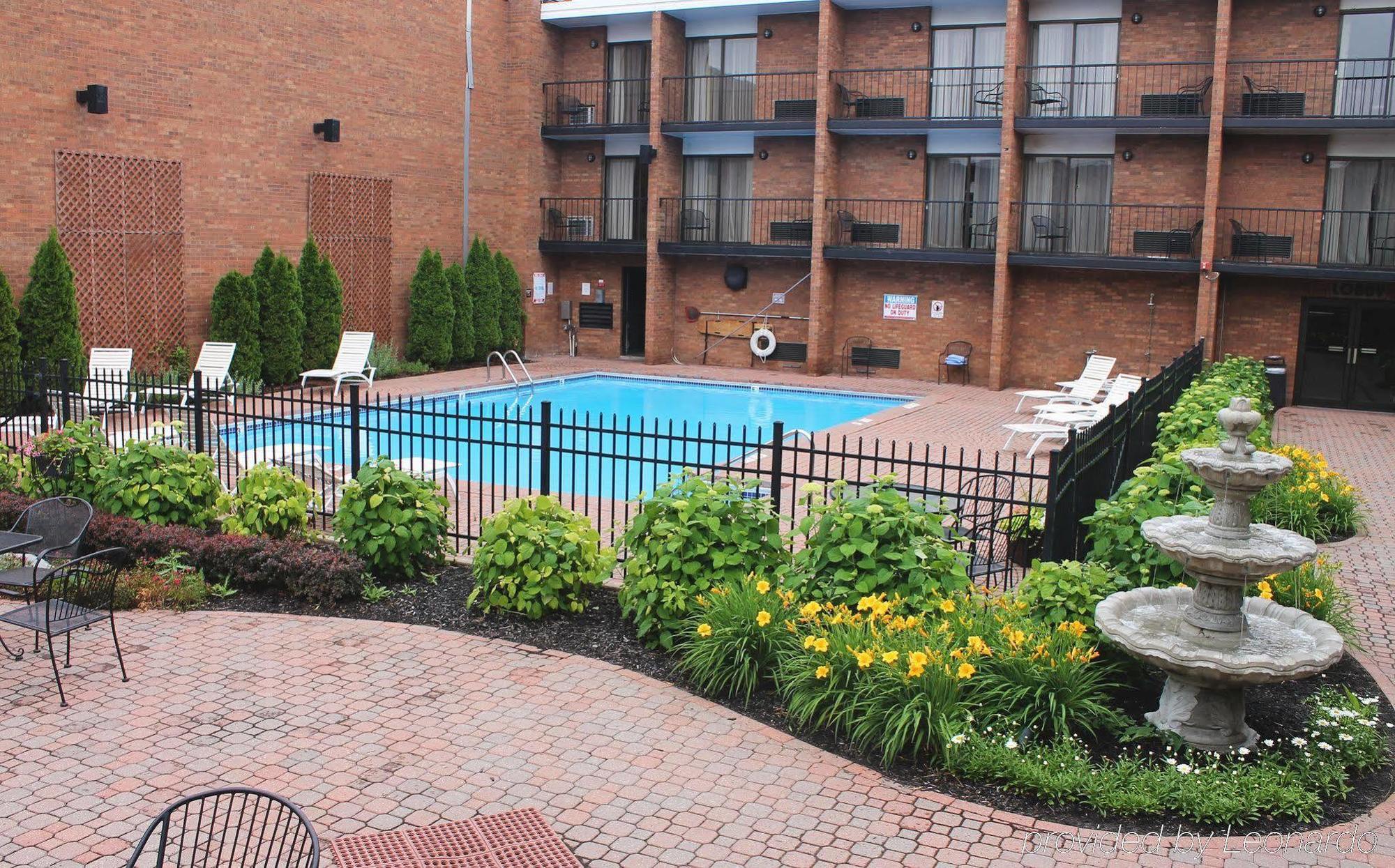 Four Points By Sheraton Detroit Novi Bagian luar foto